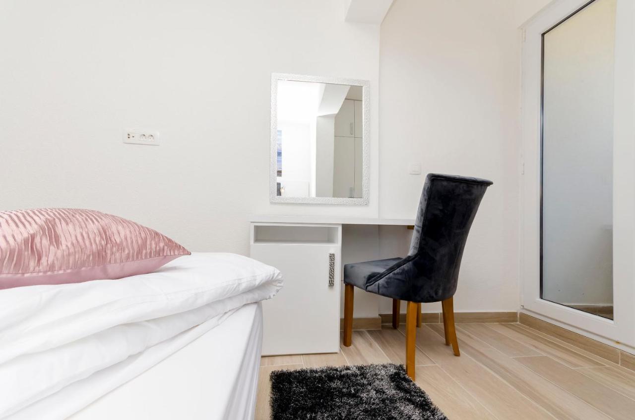 Apartments Villa Niko Trogir Eksteriør bilde